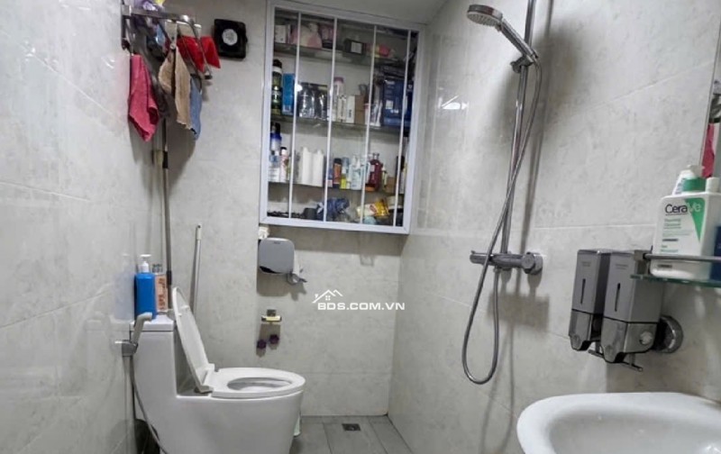 15,6 tỉ sở hữu siêu phẩm Lê Trọng Tấn, phân lô bộ đội hàng không