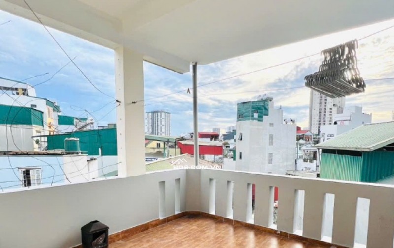 Nhanh còn kịp.  Khương Trung 50m ô tô vào nhà, 7,8 tỉ