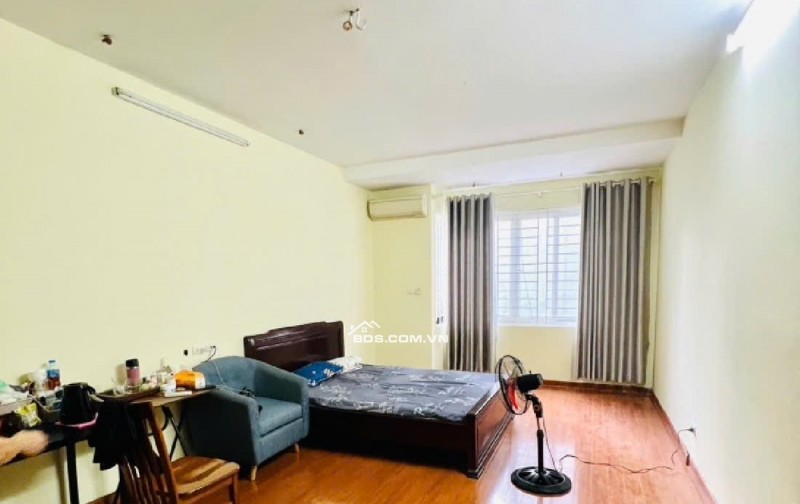 Nhanh còn kịp.  Khương Trung 50m ô tô vào nhà, 7,8 tỉ