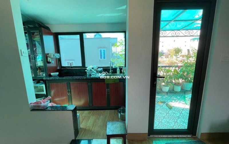 BÁN NHÀ DÂN XÂY Ở - 3 THOÁNG - SAU NHÀ MẶT PHỐ - NỘI THẤT TIỆN NGHI