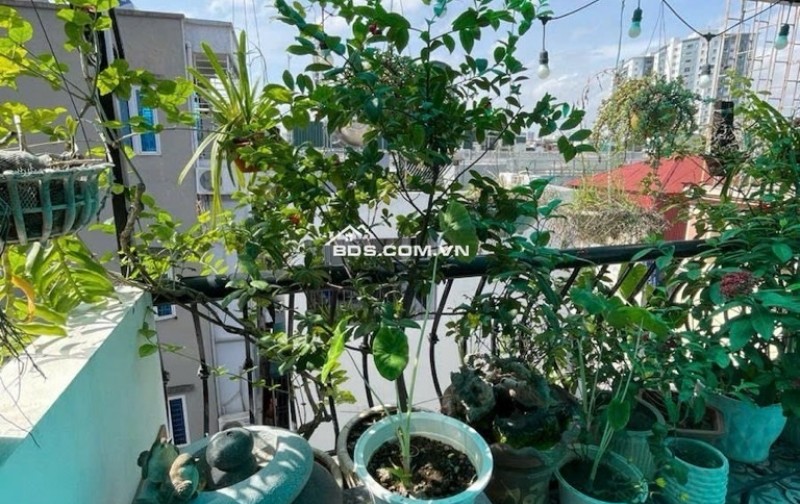 BÁN NHÀ DÂN XÂY Ở - 3 THOÁNG - SAU NHÀ MẶT PHỐ - NỘI THẤT TIỆN NGHI