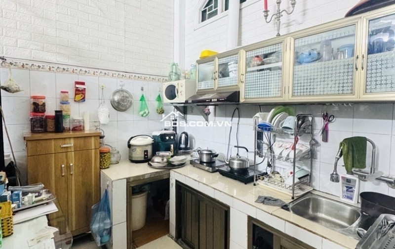 B.A.N NHÀ KHƯƠNG TRUNG 30M2 - 5 tầng - Mặt tiền rộng - giá 6.9 tỷ