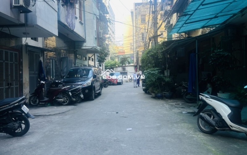 Bán căn nhà Trần Cung, Giá tốt- ở ngay, 33m², 4,6 tỷ