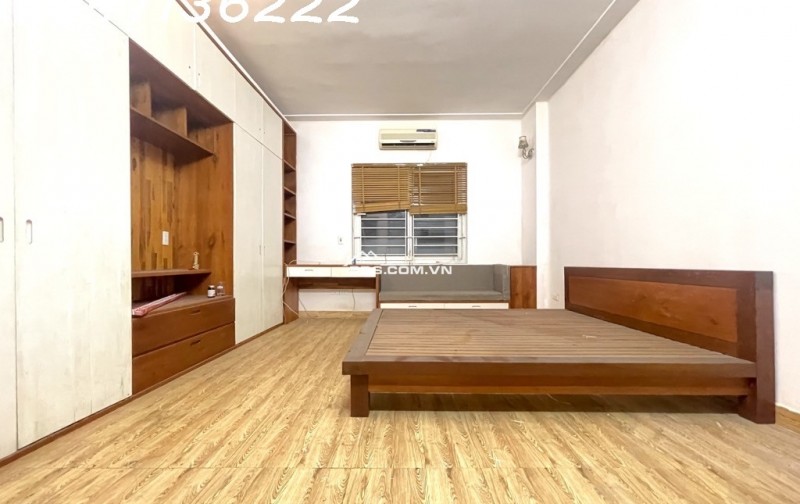 Bán nhà Gần Hồ Tây – nhà 5 tầng – chỉ hơn 10 tỷ một chút
