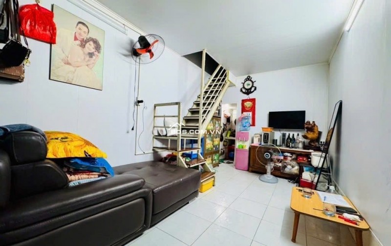 Bán nhà ngõ Bùi Xương Trạch 20m2 , 2,5 tầng