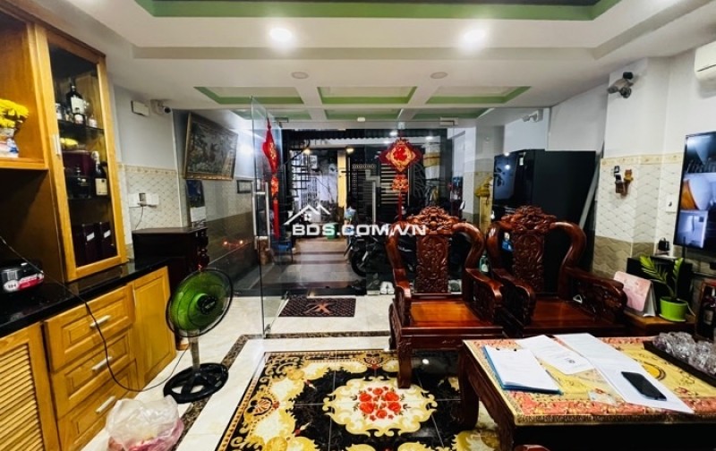 CHỦ GẤP BÁN NHÀ 5 TẦNG NGAY TRUNG TÂM QUẬN GÒ VẤP