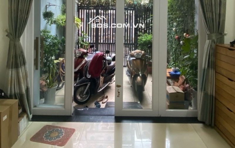 NHÀ 3 TẦNG HẺM XE HƠI QUANG TRUNG, TRUNG TÂM GÒ VẤP