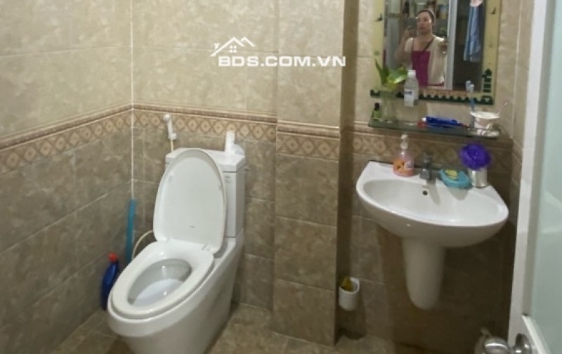 NHÀ 3 TẦNG HẺM XE HƠI QUANG TRUNG, TRUNG TÂM GÒ VẤP