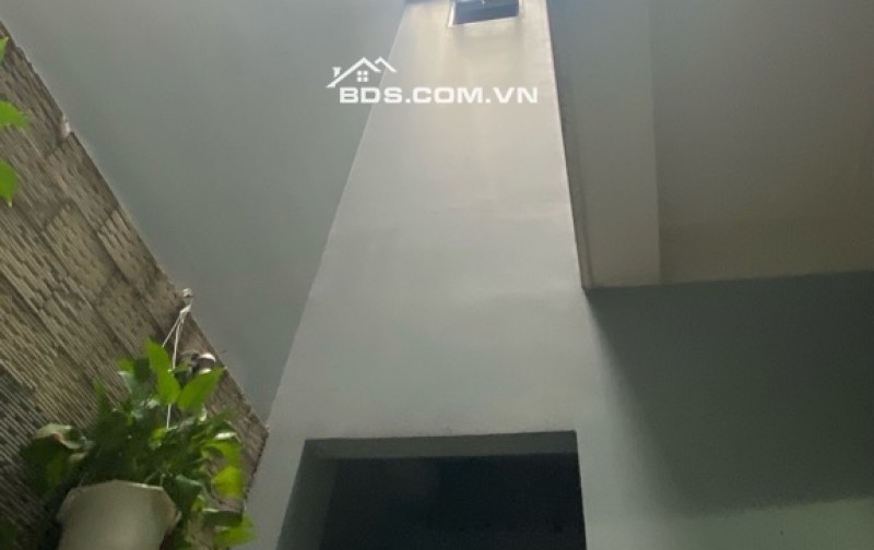 NHÀ 3 TẦNG HẺM XE HƠI QUANG TRUNG, TRUNG TÂM GÒ VẤP