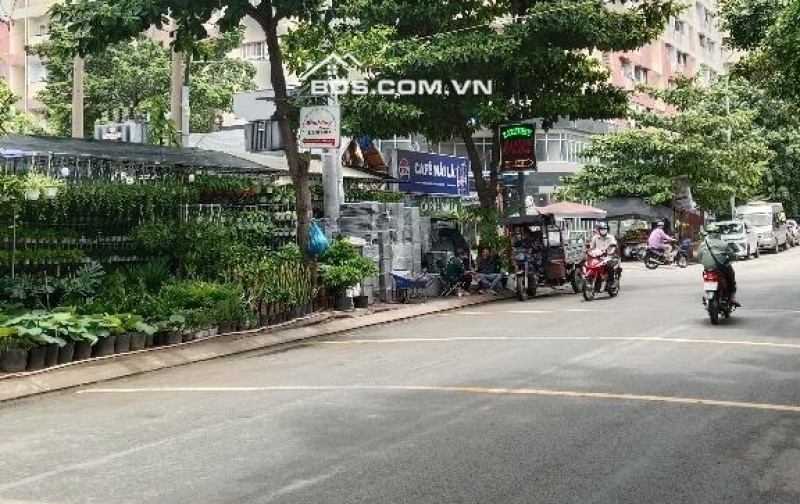 CHỦ CẦN BÁN GẤP NHÀ 3 TẦNG HẺM QUANG TRUNG MỚI XÂY - BTCT