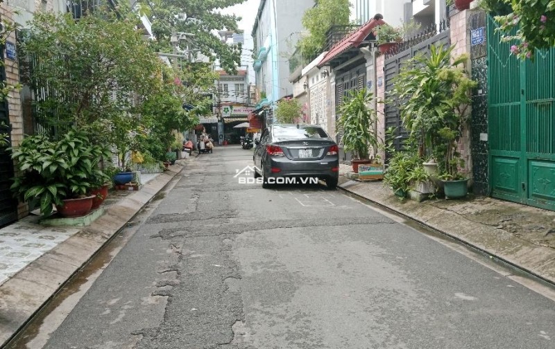 CHỦ CẦN BÁN GẤP NHÀ 3 TẦNG HẺM QUANG TRUNG MỚI XÂY - BTCT