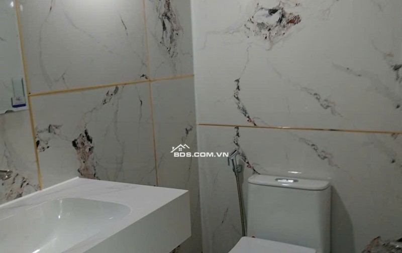 NHÀ 3 TẦNG LÔ GÓC – HẢI CHÂU, ĐÀ NẴNG.  Dòng tiền ổn định 20 triệu/tháng từ 7 phòng trọ đang cho thuê.