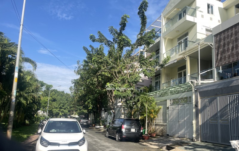 BÁN NHÀ MẶT TIỀN VIEW SÔNG KDC TÂN PHONG QUẬN 7 – SIÊU PHẨM KINH DOANH, 5 TẦNG ĐÚC BTCT