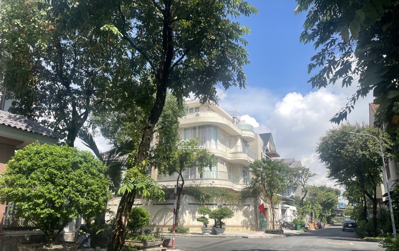 CƠ HỘI HỮU BIỆT THỰ GÓC 2 MẶT TIỀN KDC VEN SÔNG QUẬN 7 – KHÔNG GIAN SỐNG ĐẲNG CẤP