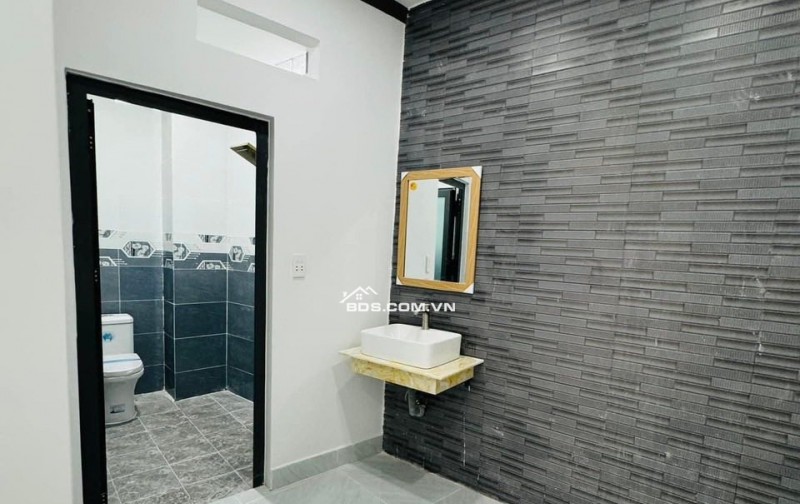 nhà bửu long  chính chủ bán gấp