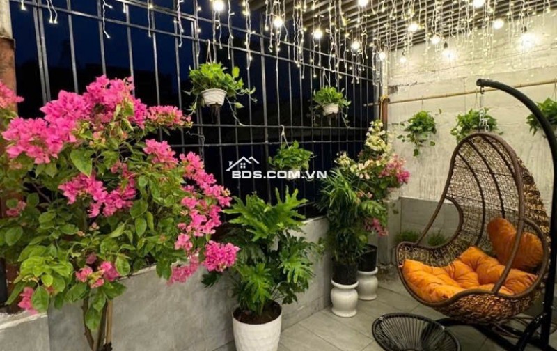 Cực hiếm nhà đẹp Đội Cấn ngõ thông ô tô đỗ cổng mặt tiền rộng 45m² x 5 tầng hơn 10 tỷ