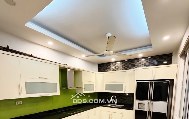 Hiếm nhà lô góc Hoàng Hoa Thám gần phố 2 thoáng 52m² x 4 tầng hơn 11 tỷ