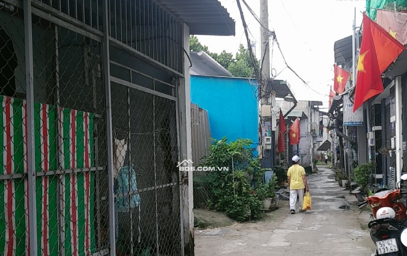  BÁN NHÀ XUÂN THỚI ĐÔNG - TT HÓC MÔN - XE HƠI TỚI CỬA  3.38 TỶ  62m² (4x15.5)
