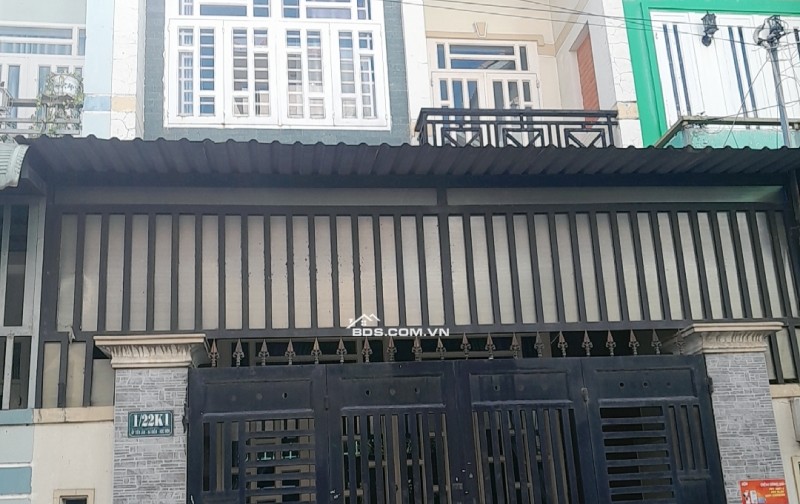 Nhà Ấp Tiền Lân - Xã Bà Điểm, Hóc Môn  Giá: 4.75 tỷ  DT: 82.5m² (5×17m), 2 tầng, BTCT  2PN, 2WC