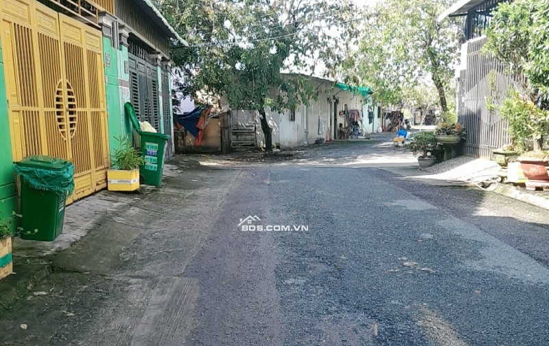 Nhà Ấp Tiền Lân - Xã Bà Điểm, Hóc Môn  Giá: 4.75 tỷ  DT: 82.5m² (5×17m), 2 tầng, BTCT  2PN, 2WC