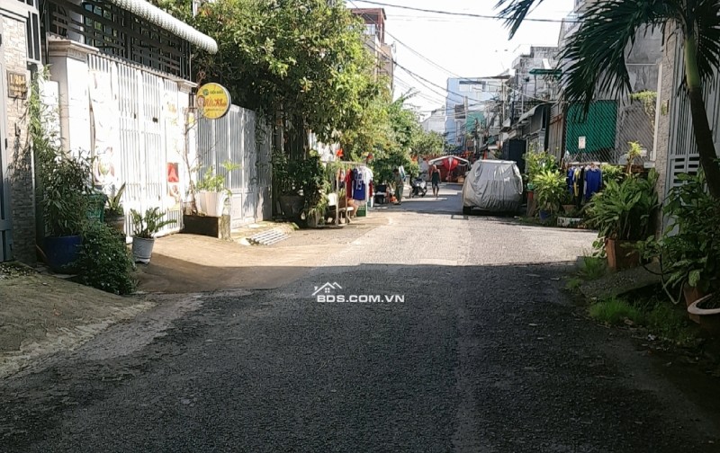 Nhà Ấp Tiền Lân - Xã Bà Điểm, Hóc Môn  Giá: 4.75 tỷ  DT: 82.5m² (5×17m), 2 tầng, BTCT  2PN, 2WC