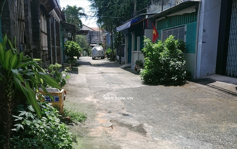 NHÀ ĐẸP 3 TẦNG – HƯNG LÂN, BÀ ĐIỂM HÓC MÔN - 98m2 - 6.99 tỷ  1 trệt, 2 lầu, sân thượng | 5PN + 1 Phòng thờ + 1 Phòng gym
