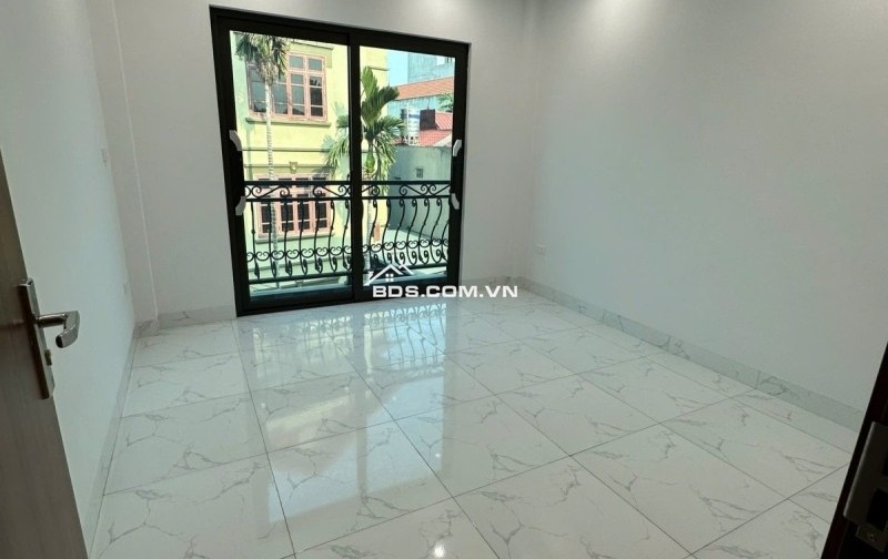BÁN NHÀ KIM CHUNG: 40M - 4T - CHỈ 4,7 TỶ - VỊ TRÍ ĐẸP - MORING ÐỖ CỬA, NGAY KDT HINODE