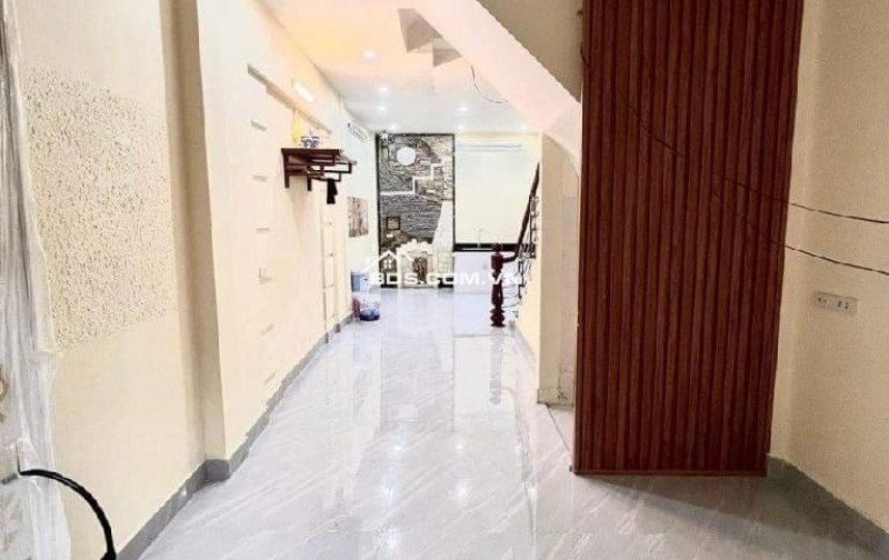 Bán nhà dòng tiền phố gần Công Viên Cầu Giấy, nhà 5x44m2, giá nhỉnh 9 tỷ