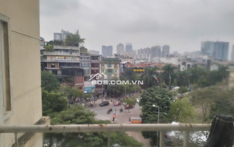 Chính chủ cho thuê căn hộ 503 nhà e3a, số 7 Vũ Phạm Hàm, Yên Hoà, Cầu Giấy, Hà Nội