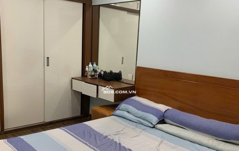 Chung cư Satra, Phan Đăng Lưu, P1, PN, 145m2, 3PN, 2WC, Nội thất, 21tr/th.