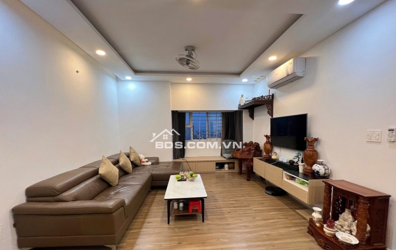 13tr/tháng, Nội thất, 90m2, 2PN. 2WC, C/c Screc, TRường Sa. Q3.