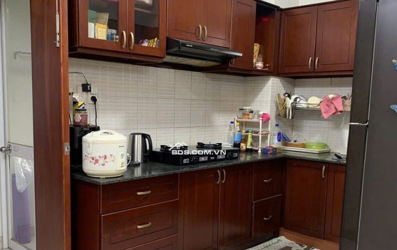 Chung cư Screc, Trường Sa, Quận 3: 2p ngủ, 2wc, nội thất mới, 12tr/th, 80m2.