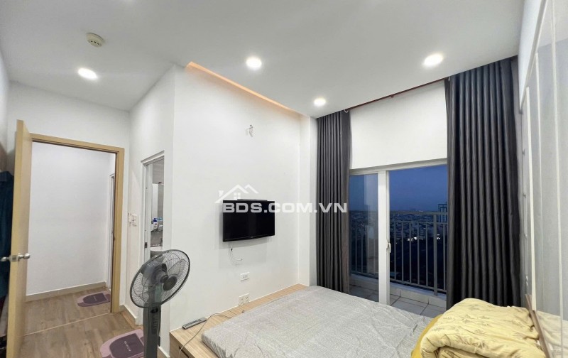 13tr/tháng, Nội thất, 90m2, 2PN. 2WC, C/c Screc, TRường Sa. Q3.
