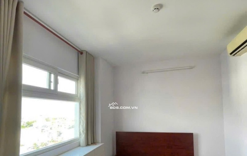 Chung cư Phú Thạnh, Nguyễn Sơn,TP: 110m2, 3PN, Nhà trống, 10tr5/th.