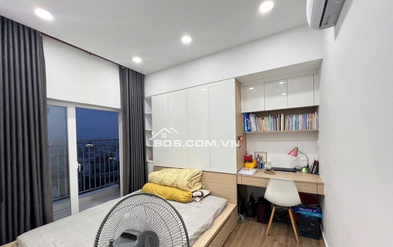 13tr/tháng, Nội thất, 90m2, 2PN. 2WC, C/c Screc, TRường Sa. Q3.