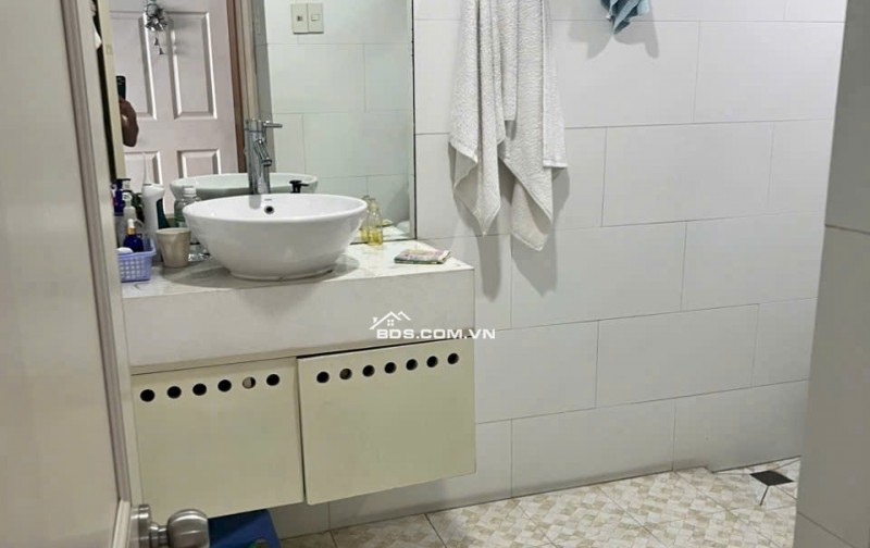 Chung cư An Lộc, P17, Gò Vấp: 100m2,3p ngủ,2wc, 9tr5. Nội thất cơ bản
