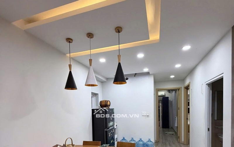 12tr5/tháng, Căn góc, 2PN, 2WC, C/c Screc, Trường Sa, P12, Q3.