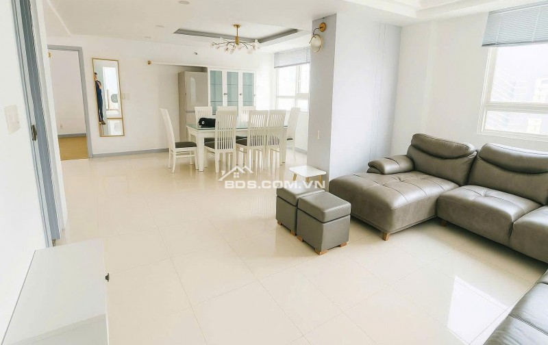 Căn hộ 110m2, 3p ngủ, 2wc, C/c Bàu Cát, Hồng Lac, p10, TB, 10tr/th