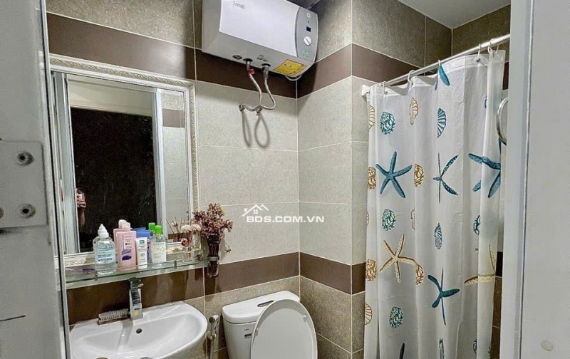 Carillon 1 ,Hoàng Hoa Thám, P13, TB, 78m2, 2PN, 2WC, 10tr/tháng.