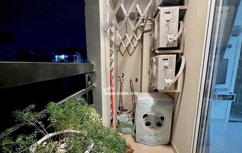 Carillon 1 ,Hoàng Hoa Thám, P13, TB, 78m2, 2PN, 2WC, 10tr/tháng.