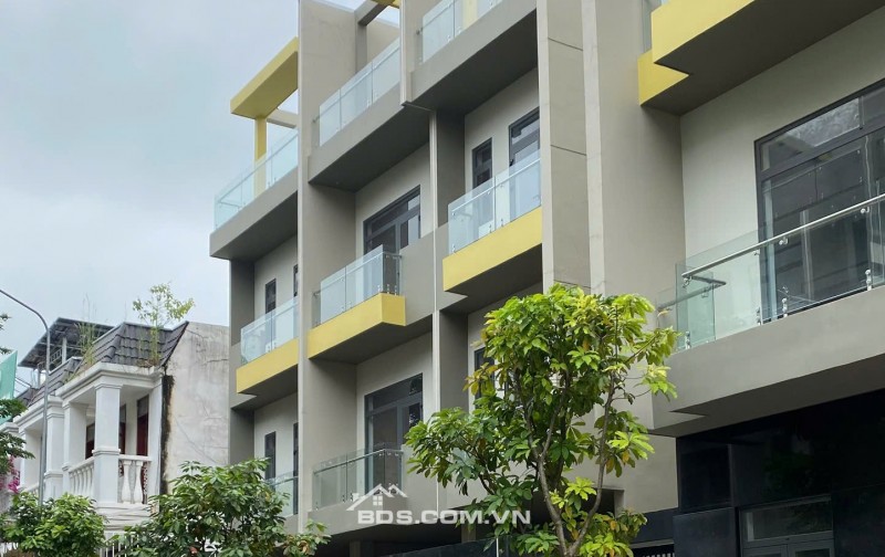 Nhà mặt phố Thống Nhất, quốc lộ 1k - Vị trí vàng, kinh doanh đỉnh, diện tích sử dụng từ 220m2, 4 tầng, 5PN, 6WC, giá hời chỉ 7x tỷ
