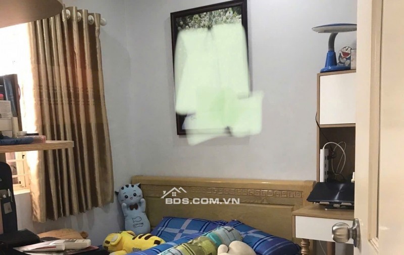 C/c Kỳ Đồng, Lầu 2, Trương Định, P9, Q3, 70m2, 2PN, Nội thất, 9tr5/tháng.