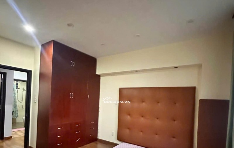 Chung cư Nguyễn Phúc Nguyên, Q3: 77m2, 2PN, NTCB, 12tr/th. Căn góc