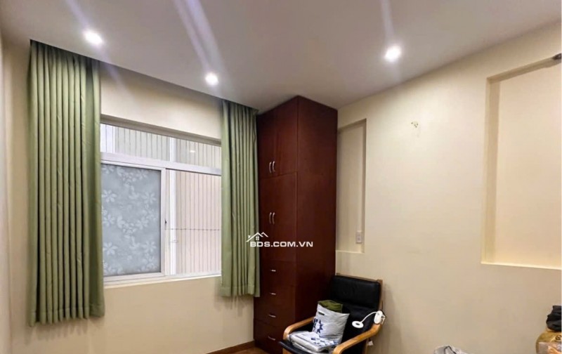 Chung cư Nguyễn Phúc Nguyên, Q3: 77m2, 2PN, NTCB, 12tr/th. Căn góc