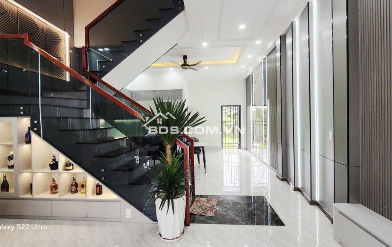  BÁN NHÀ MẶT TIỀN KINH DOANH – NHÀ MỚI XÂY, KIẾN TRÚC HIỆN ĐẠI – PHƯỜNG DĨ AN, TP. DĨ AN