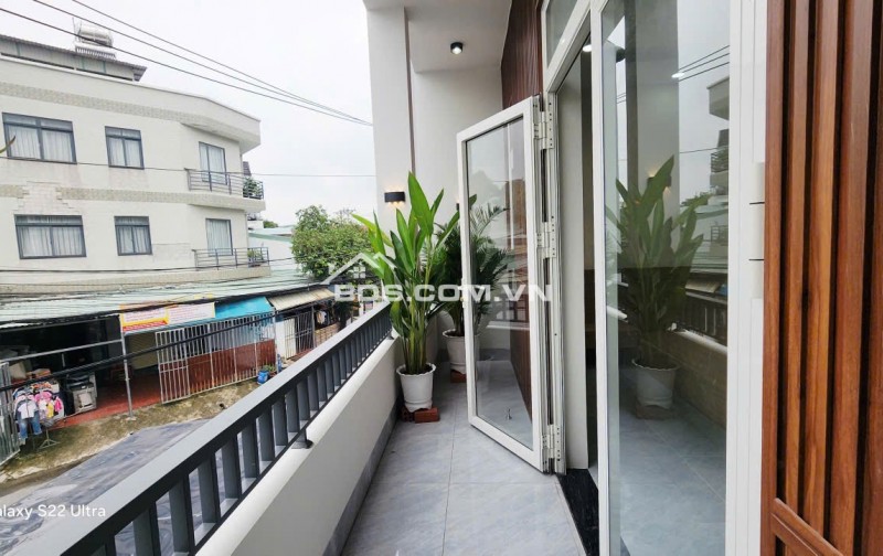  BÁN NHÀ MẶT TIỀN KINH DOANH – NHÀ MỚI XÂY, KIẾN TRÚC HIỆN ĐẠI – PHƯỜNG DĨ AN, TP. DĨ AN