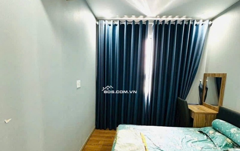 C/c Srec, Coopmart Trường Sa, Q3, 78m2, 2PN, 12tr5/tháng.