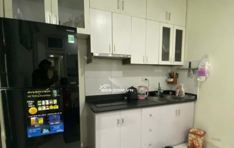 C/c Trương Định, P. Võ Thị Sáu, Q3, 73m2, 2PN, Lầu 2, 9tr/tháng.