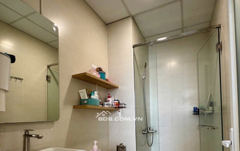 C/c Screc, 75m2, NTCB, 2PN, 1WC, Ngay Coopmart Trường Sa, Q3, 13tr/th.