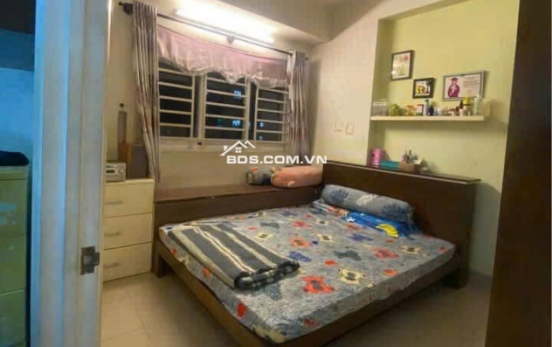 Căn hộ 66m2, 2p ngủ, 2wc,Full Nt, C/c Bàu Cát, p10, TB, 7tr/th.